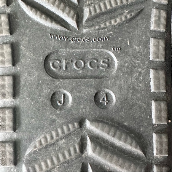 CROCS Crush - size J4 - Picture 3 of 8